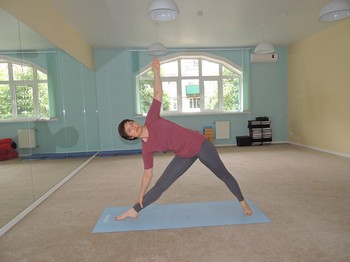 Trikonasana